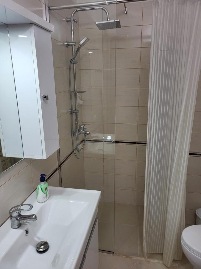 Asta Apartments Free Private Parking Vlorë 외부 사진