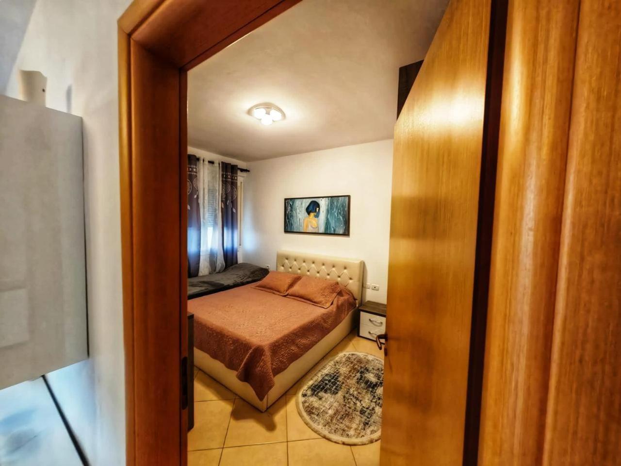Asta Apartments Free Private Parking Vlorë 외부 사진